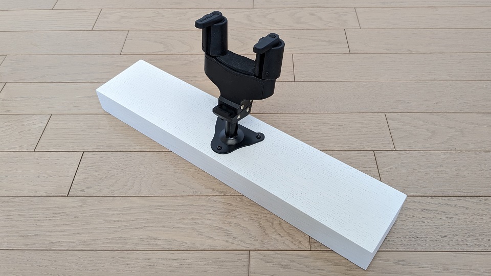 HERCULES—GUITER—HANGER